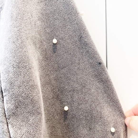 𝅺distressed sweatshirt with pearls from Italy - Picture 11 of 12